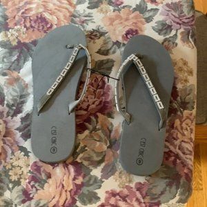 flip flops sandals new with tags